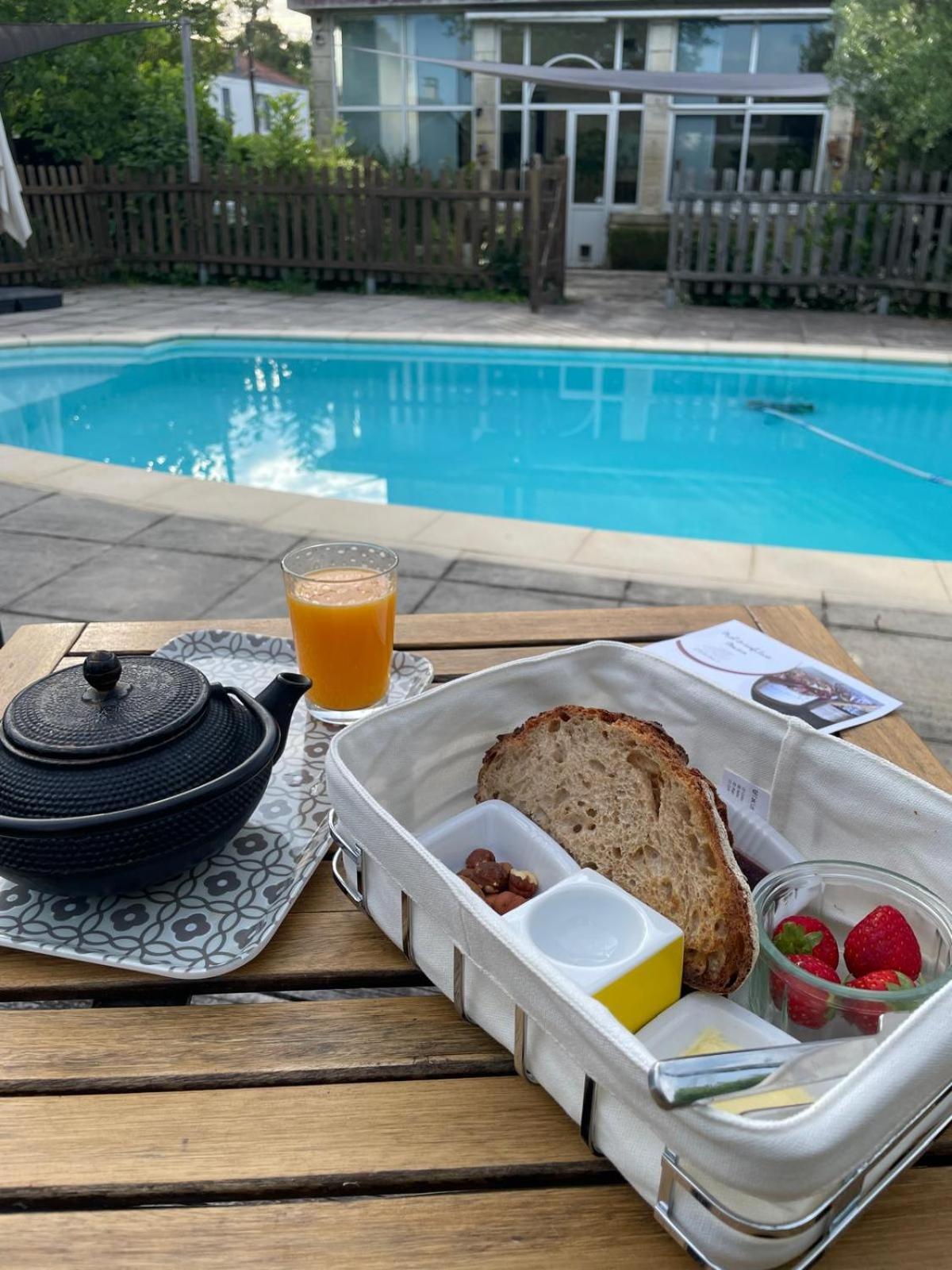 Appartamento L'Entre Deux M Saint-Loubès Esterno foto